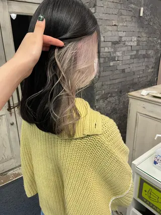 セミロング 山岸 朱里のヘアスタイル