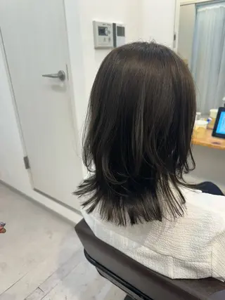 ミディアム カラー 似合う髪型見つけます AYAKAのヘアスタイル
