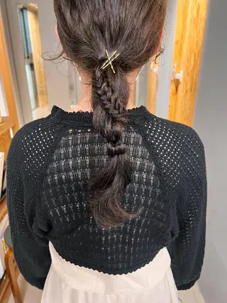 ロング ヘアアレンジ 名駅🦢大人艶カラー 🪽カミヤアカネのヘアスタイル