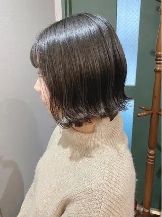 ミディアム カラー moanin モーニンのヘアスタイル