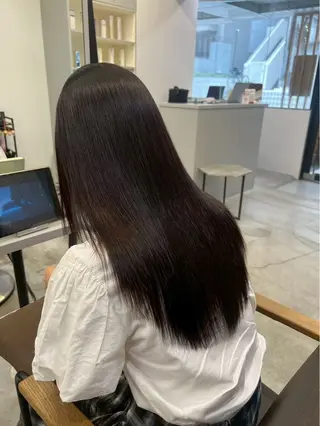 セミロング パーマ ハイトーンカラー が絶対可愛い✨泰聖✨のヘアスタイル