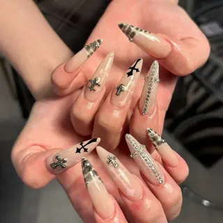 ネイル Mina Aurea Nailのネイルデザイン
