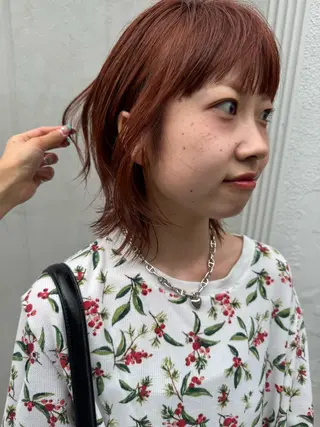 ミディアム レイヤーカット\ウル フ　chinatsuのヘアスタイル