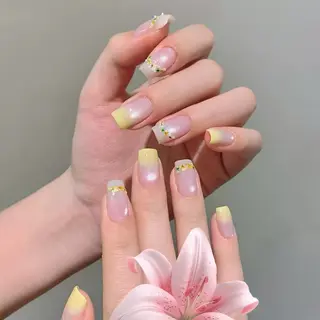 ネイル Shadow nailのネイルデザイン