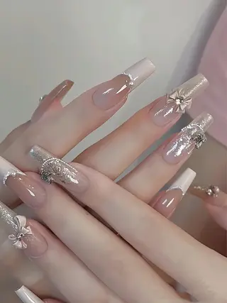 ネイル RNailsalon メイのネイルデザイン