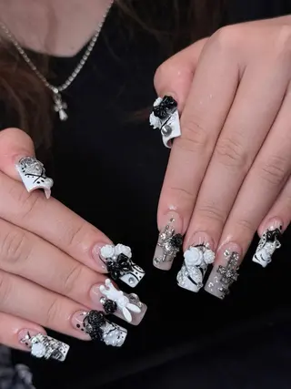ネイル Iconic Nailのネイルデザイン