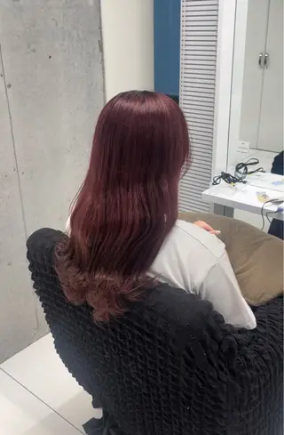ロング カラー yuzuna ハイトーン 天神のヘアスタイル
