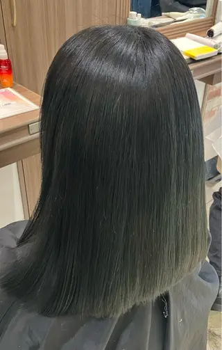 セミロング カラー ☂️Ash 新杉田☂️山本のヘアスタイル