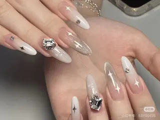 ネイル 🌷Hana 🌷のネイルデザイン