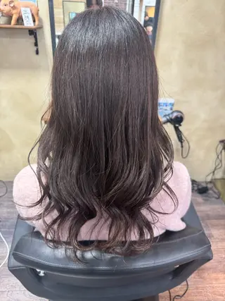 セミロング 艶カラー🎀 YUUKAのヘアスタイル