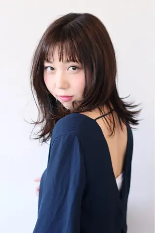 セミロング カラー 小西 裕大のヘアスタイル