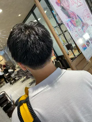 メンズ アイリスト 蓑島伶奈の眉毛・アイブロウイメージ