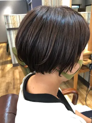 ショート カラー 佐藤 美幸のヘアスタイル