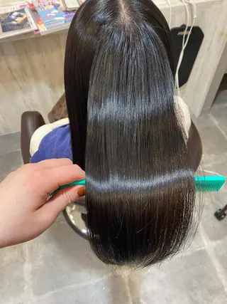 ロング ノンダメージ 🥑mikubanのヘアスタイル