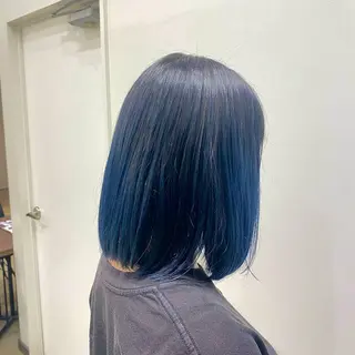 ミディアム カラー 能登 彩穂のヘアスタイル