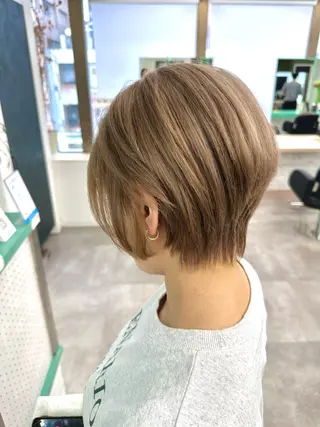 ショート 💚透明感カラー💚 ♻️本間♻️のヘアスタイル
