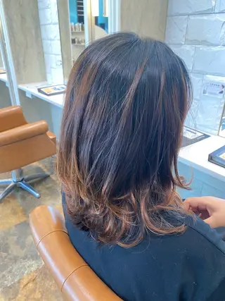 ミディアム ママ美容師 Tsuchiyaのヘアスタイル