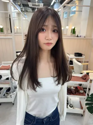 セミロング カラー カラー特化型美容師 保住のヘアスタイル