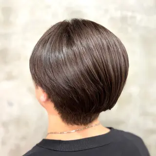 ショート カラー 艶髪‎カラー🤍 RIKAのヘアスタイル
