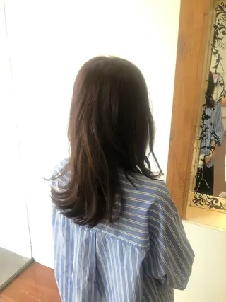 セミロング 松葉 幸代のヘアスタイル
