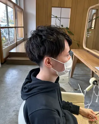 ショート パーマ メンズ 佐藤 悠生 メンズパーマ.カットのヘアスタイル