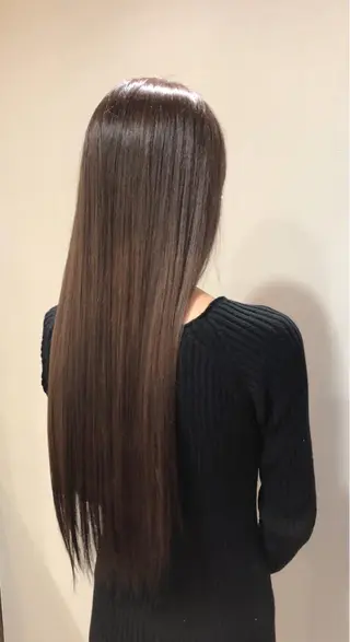 ロング カラー 唐澤 千尋のヘアスタイル