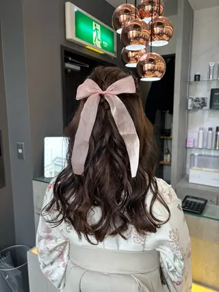 セミロング ヘアアレンジ jill by gisel＿のヘアスタイル