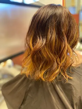 ミディアム へんみ みかのヘアスタイル