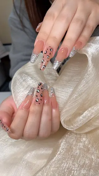 ネイル More Glam 高田馬場店のネイルデザイン