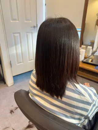 セミロング 高田 有里子のヘアスタイル