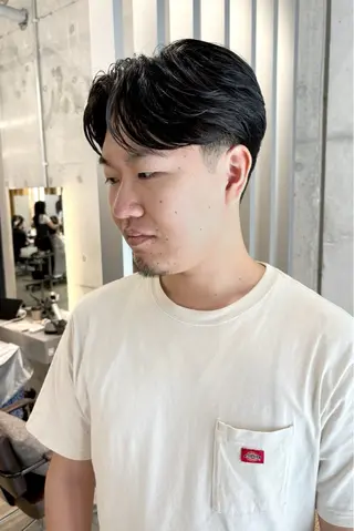 ショート パーマ 【メンズ縮毛矯正】 FILMS 軍司のヘアスタイル