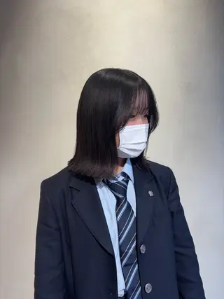 ミディアム ⠀ リコのヘアスタイル
