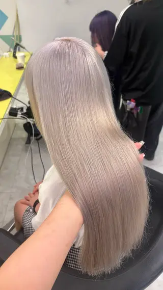 カラー akari🎀🤍 ガーリーstyleのヘアスタイル