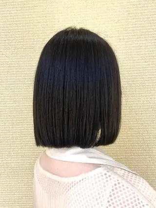 カラー 岡野 舜のヘアスタイル