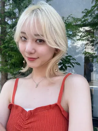 ミディアム カラー 顔周りカット 【オノザワリョウ】のヘアスタイル