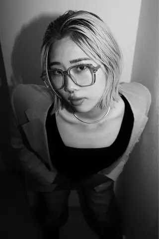 カラー 💠艶髪うるうる🫧 髪質改善ストレートのヘアスタイル