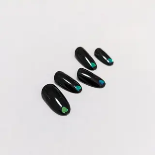 ネイル newrandas hitomiのネイルデザイン