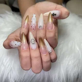 ネイル Noél_ Rikiのネイルデザイン