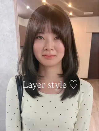 ミディアム 高橋みく /レイヤーのヘアスタイル