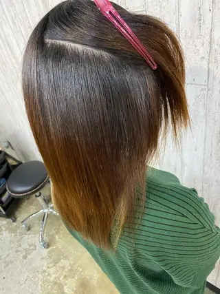 セミロング パーマ 勝河 怜楊のヘアスタイル