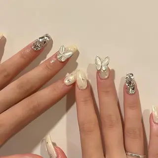 ネイル MOON nailsのネイルデザイン