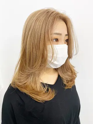 セミロング カラー ヘアアレンジ レイヤー/ハイトーン 🧸SENAのヘアスタイル
