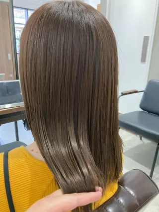 ミディアム Larry🌼中下 美香のヘアスタイル