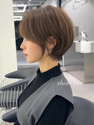 ショート RINTO/ 北浦和/艶カラーのヘアスタイル
