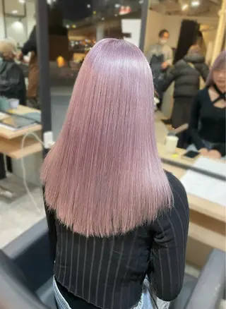 カラー 西宮ハイトーンカラー ひらり💜のヘアスタイル