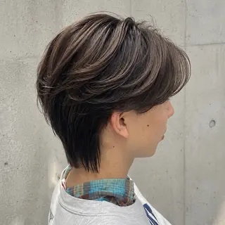 ショート メンズ センターパート/ニ ュアンスパーマのヘアスタイル