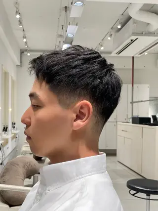 ショート メンズ ブリ—チ🎨パ—マ 🌿表参道ちえ🌿のヘアスタイル
