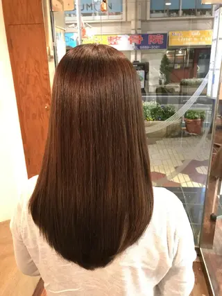セミロング カラー Parfait 山本のヘアスタイル