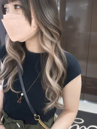 ロング カラー m i k u n aのヘアスタイル