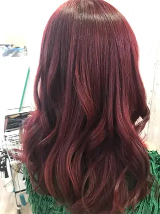ミディアム カラー 艶髪🫧髪質改善 縮毛矯正✨影山湧市のヘアスタイル